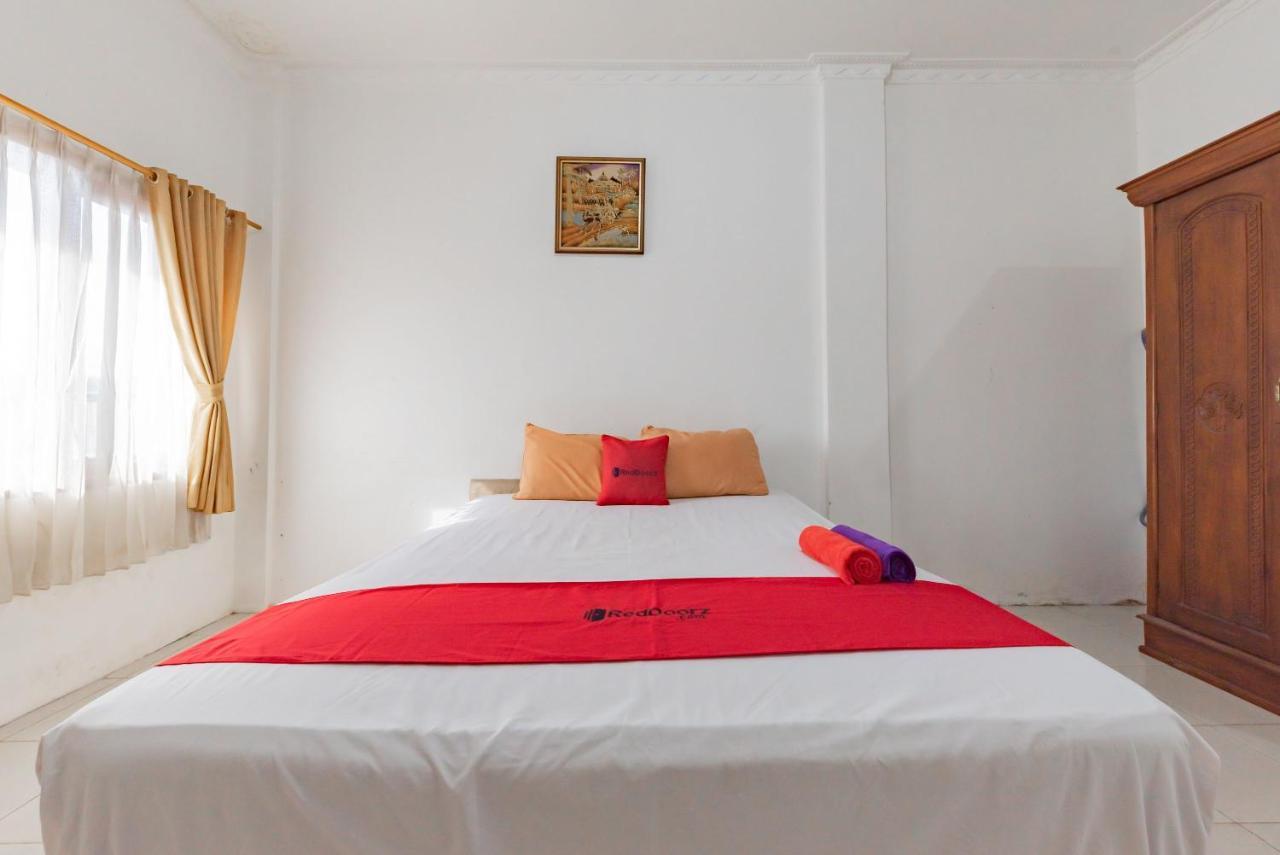 Reddoorz Near Samarinda Square Hotel Екстериор снимка